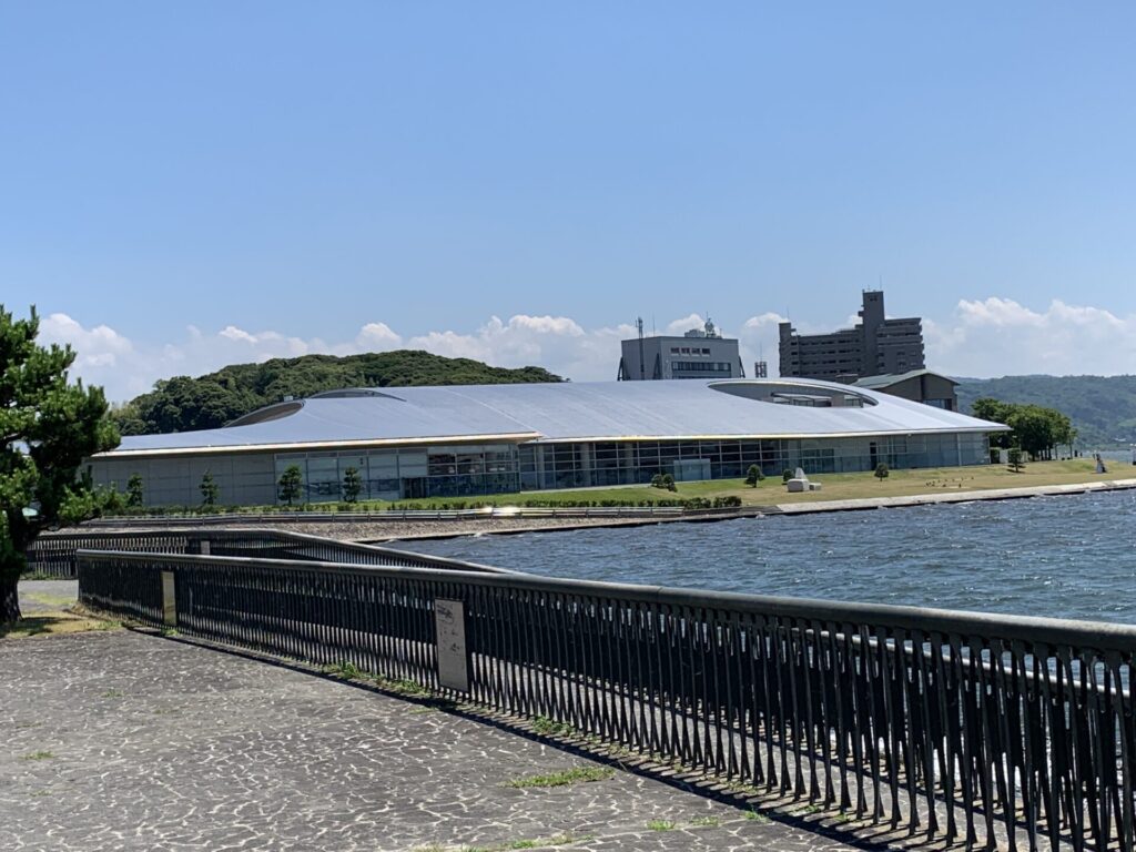 島根県立美術館