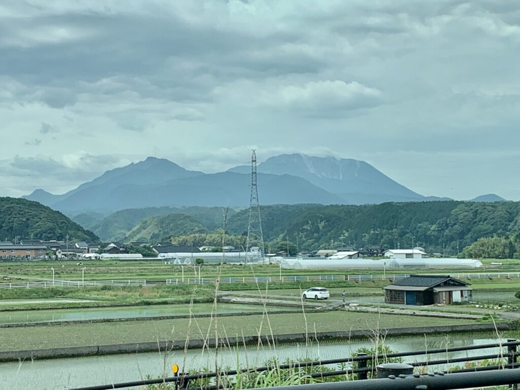 車窓から見えた大山