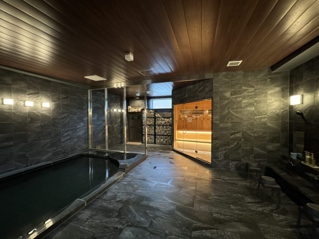 大歩危峡まんなかの大浴場の写真